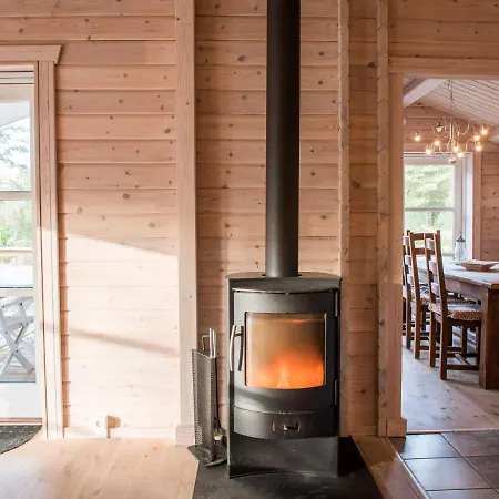 בית נופש 6 Person In *